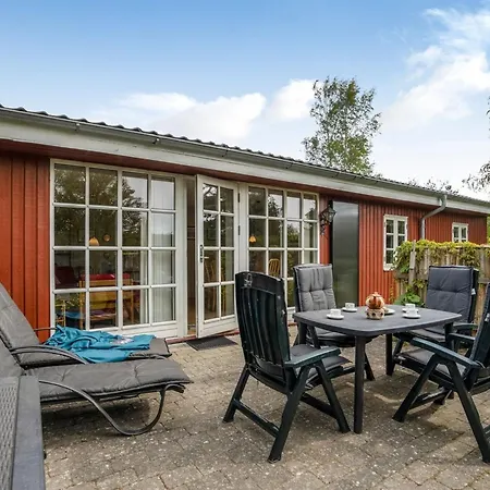 Semesterbostad Vian - 200m From The Sea By Interhome