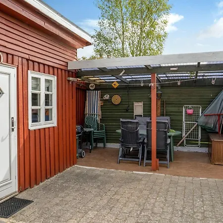 Semesterbostad Vian - 200m From The Sea By Interhome *